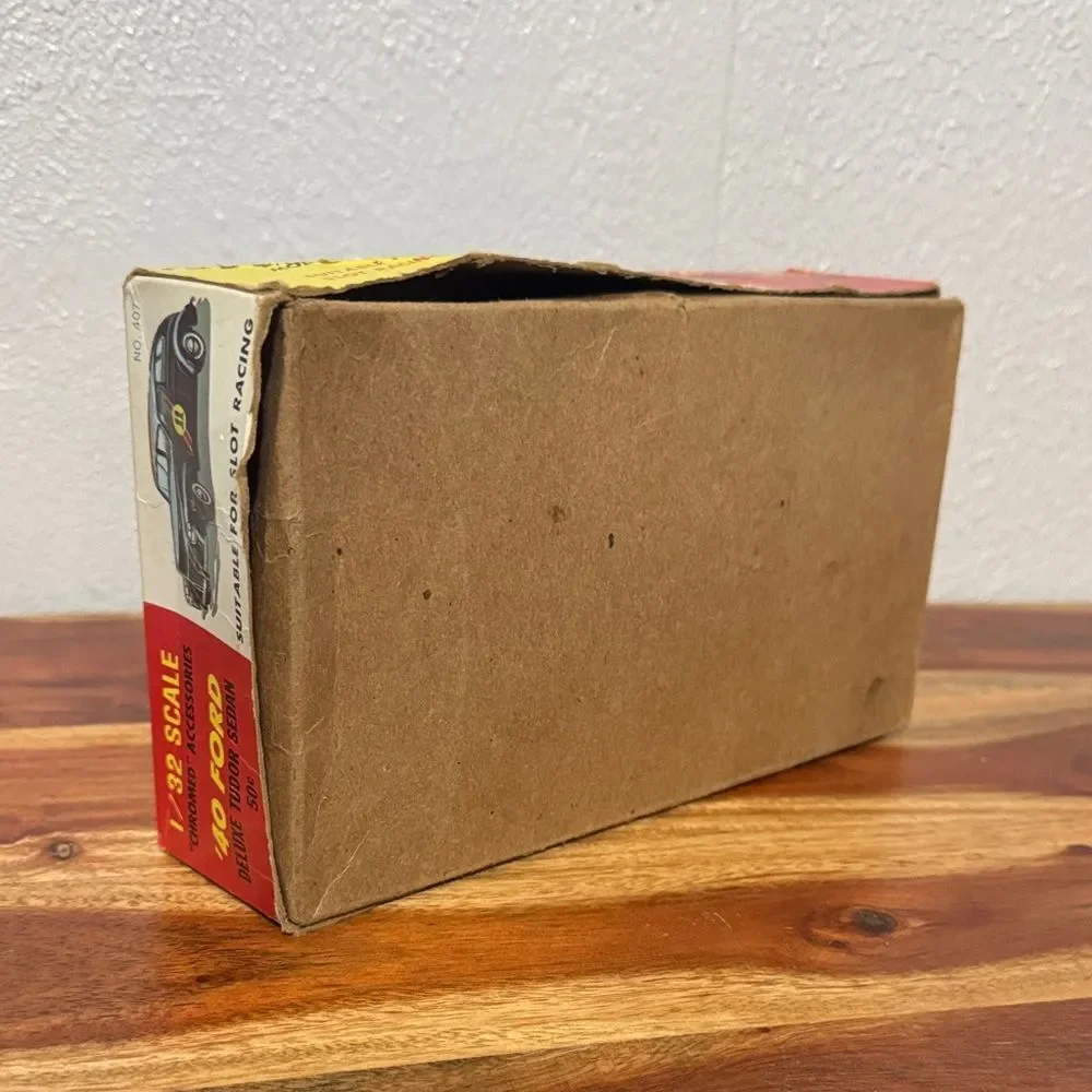 VINTAGE PALMER PLASTICS 1/32 '40 FORD DELUXE TUDOR SEDAN MODEL KIT BOX ONLY